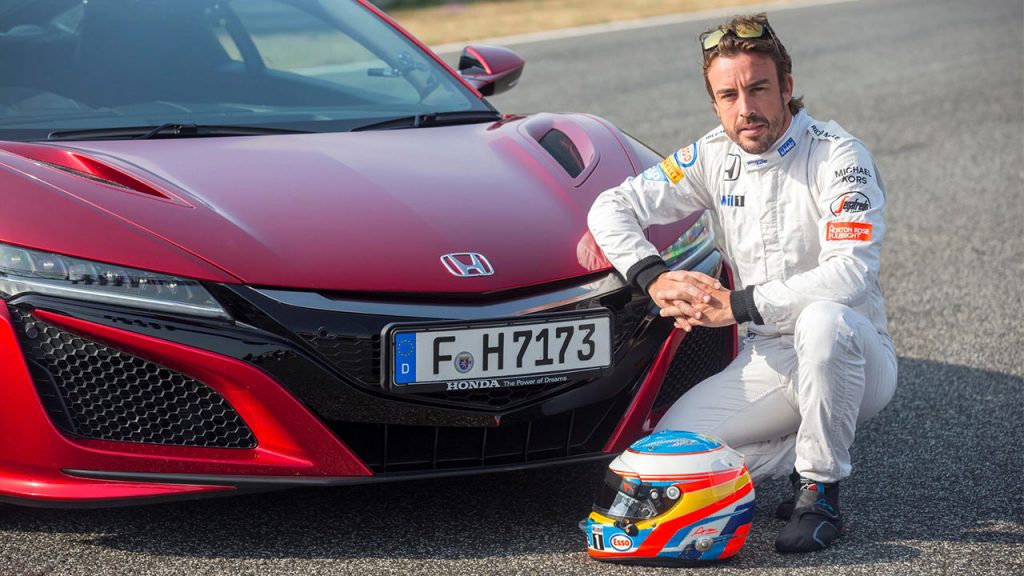 Coches de pilotos profesionales, ¿cuáles tiene cada uno? - Holycars TV