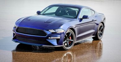Ford Mustang Bullitt azul
